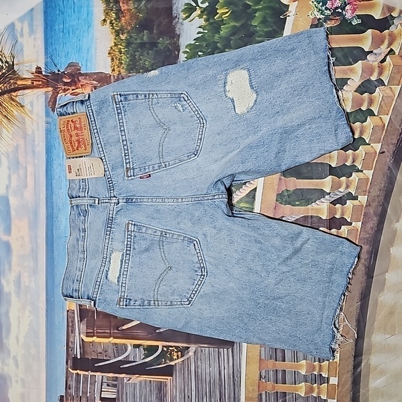 Levi's 511 Slim Distressed Acid Wash Raw Hem Shorts Size 31 NWT - Picture 8 of 9